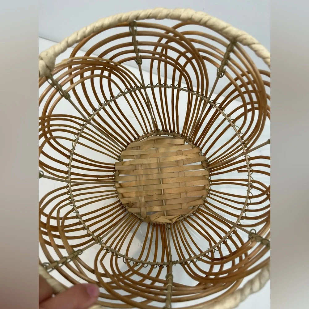 Rattan Wicker Planter Round Arches
